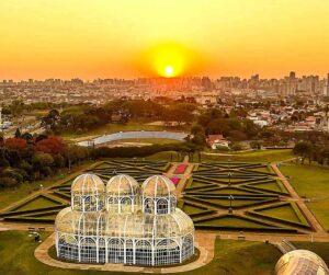 Guia de Bairros: Encontre a Localização Perfeita para Você em Curitiba